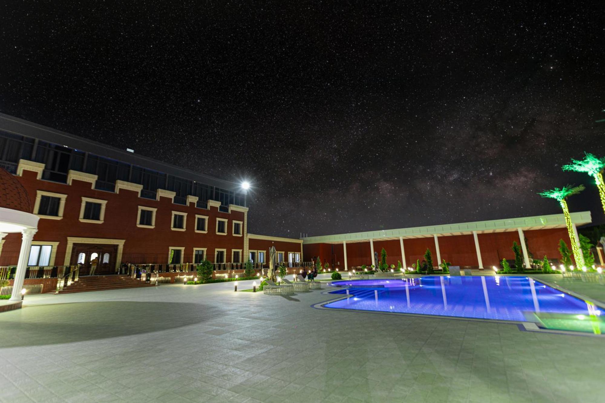 Hotel Sultan Palace Samarcanda Exterior foto